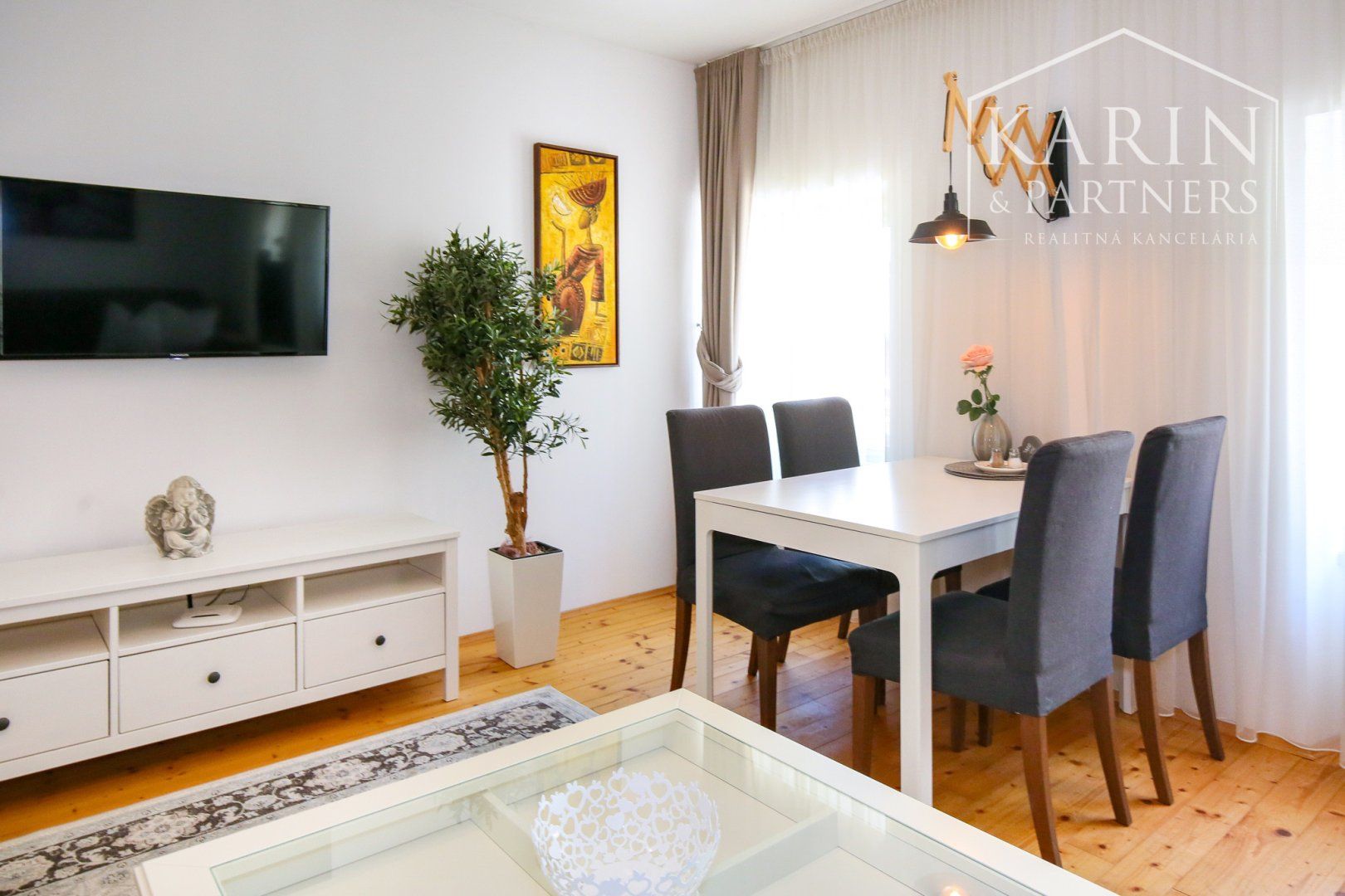 REZERVOVANÉ-zabehnuté apartmány v centre, Banská Štiavnica