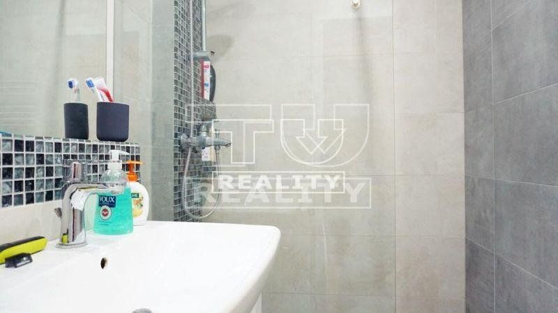 TUreality ponúka na predaj 4 izbový byt 85 m²  v Dunajskej Strede s loggiou.