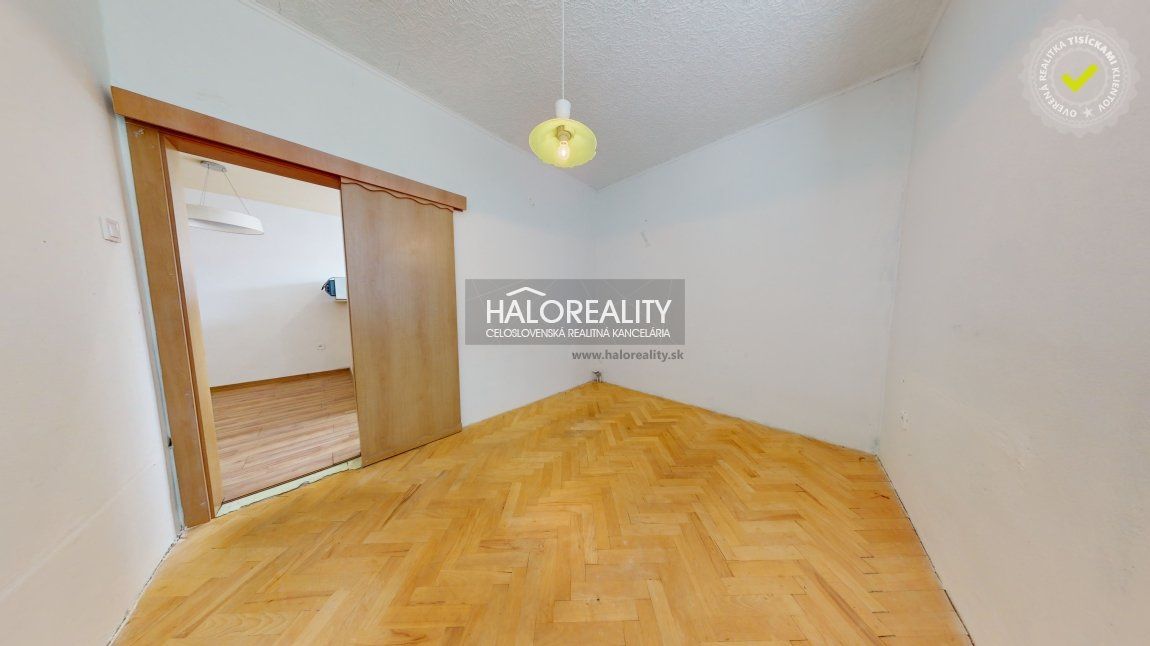 HALO reality - Predaj, štvorizbový byt Hnúšťa, s Garážou   - EXKLUZÍVNE HALO REALITY