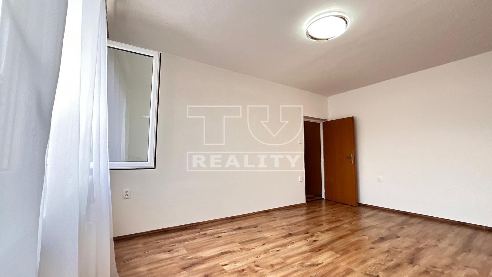 TUreality ponúka na predaj pekný 2i byt v tichej časti centra mesta Zvolen o výmere 59 m²