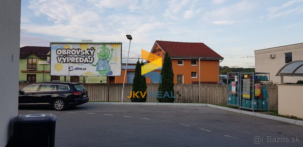 Polyfunkčný dom s možnosťou bývania v Kolárove