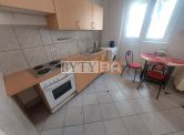 1 izba v 3 izbovom byte, Heydukova, Bratislava I, cena : 330,- EUR s energiami