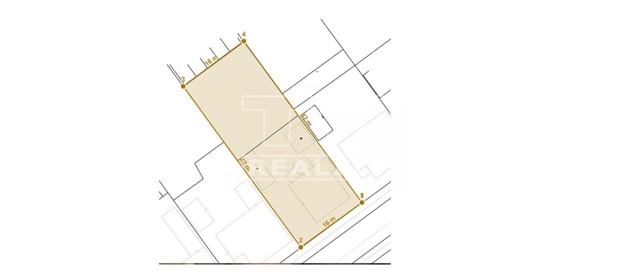 4 izb.RD,139 m2, úžitková 270 m2, na pozemku 677 m2, v Galante