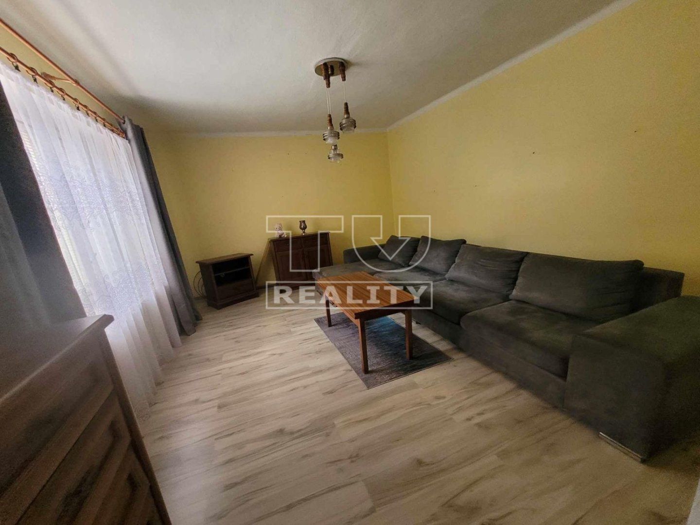 NA PREDAJ DVOJPOSCHODOVÝ DOM 186m2, NA POZEMKU 600m2