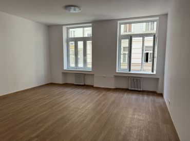 PREDAJ 4 izb. bytu - Gunduličova, BA I, 103m2