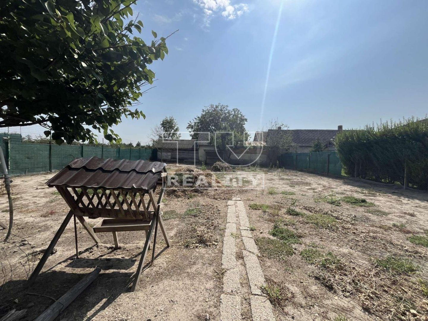 3 izb.RD, 170 m2, 1326 m2 pozemok v Jelke