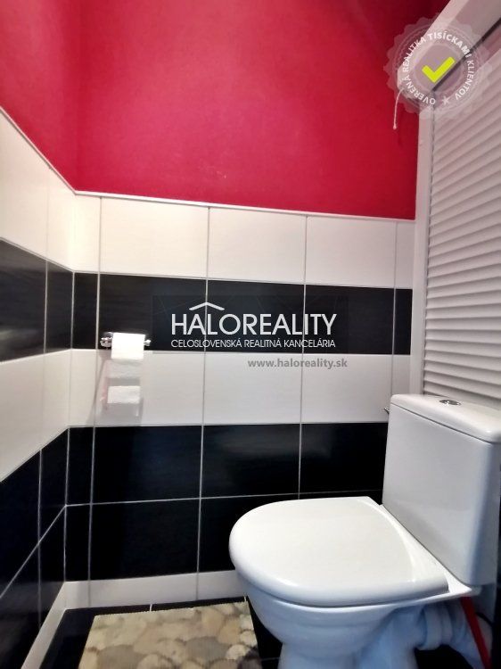 HALO reality - Predaj, trojizbový byt Levice, centrum, 3 izby + KK, po rekonštrukcii