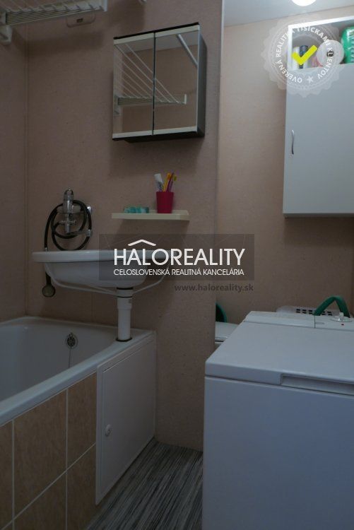 HALO reality - REZERVOVANÉ - Predaj, jednoizbový byt Zvolen, Zlatý potok - Centrum - ZNÍŽENÁ CENA - EXKLUZÍVNE HALO REALITY