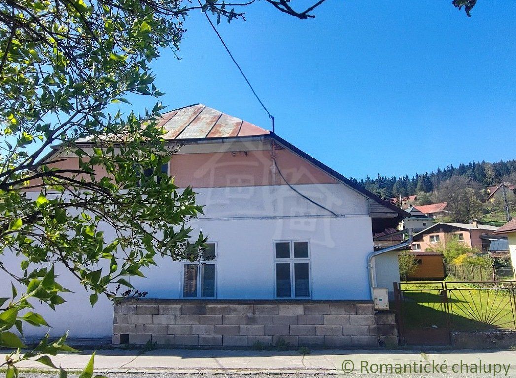 Dom aj na chalupu s rovným slnečným pozemkom Staré Hory pod Donovalmi, Banská Bystrica