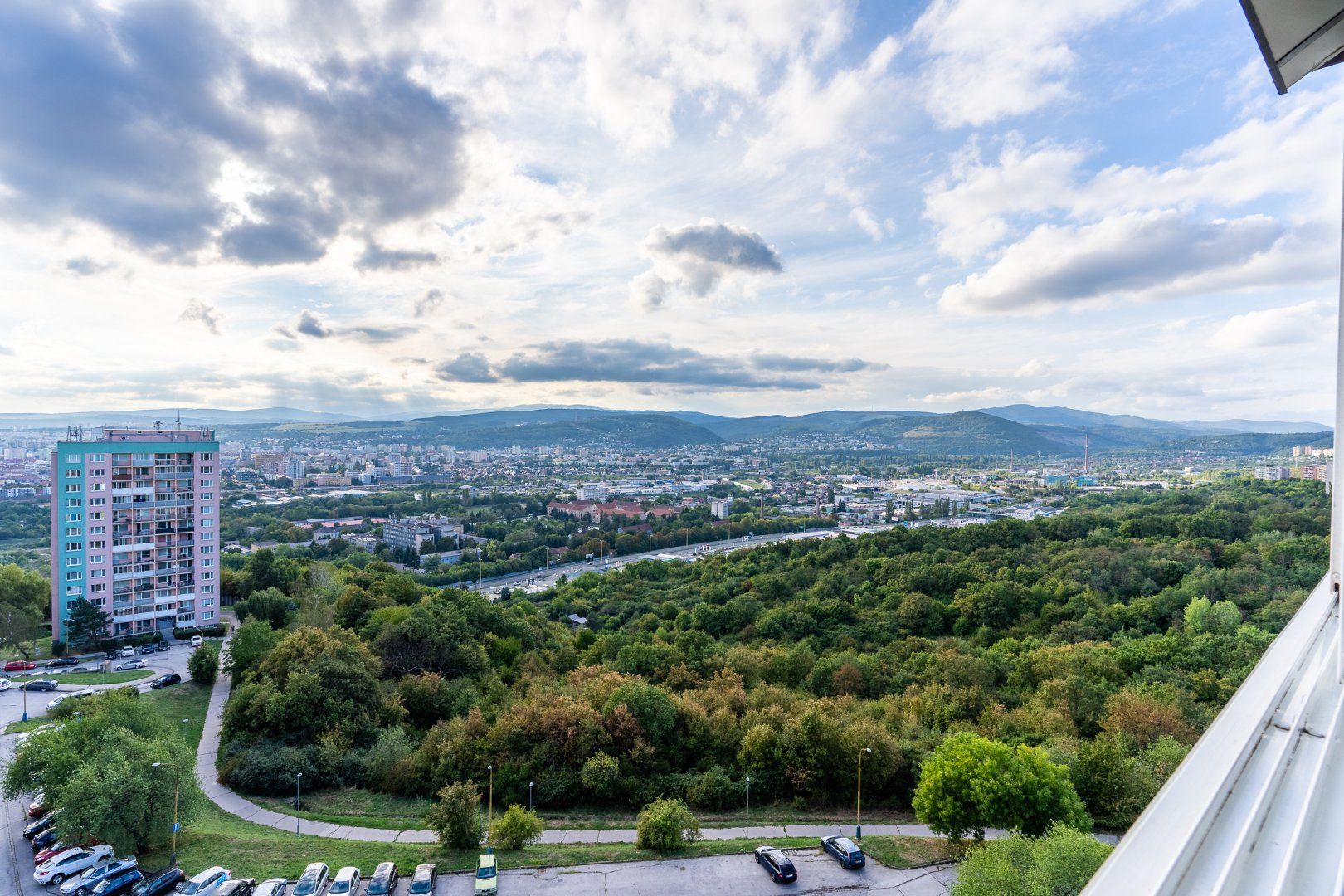 Ponuka na prenájom 2 izbový byt  Košice-Dargovských hrdinov, ul. Kpt. Jaroša