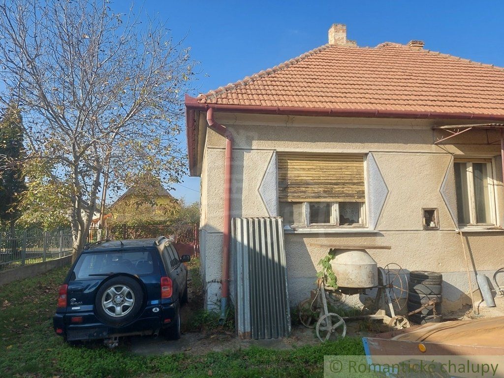 Priestranný dom na rozlahlom pozemku len 300 m od Dunaja v obci Kravany nad Dunajom