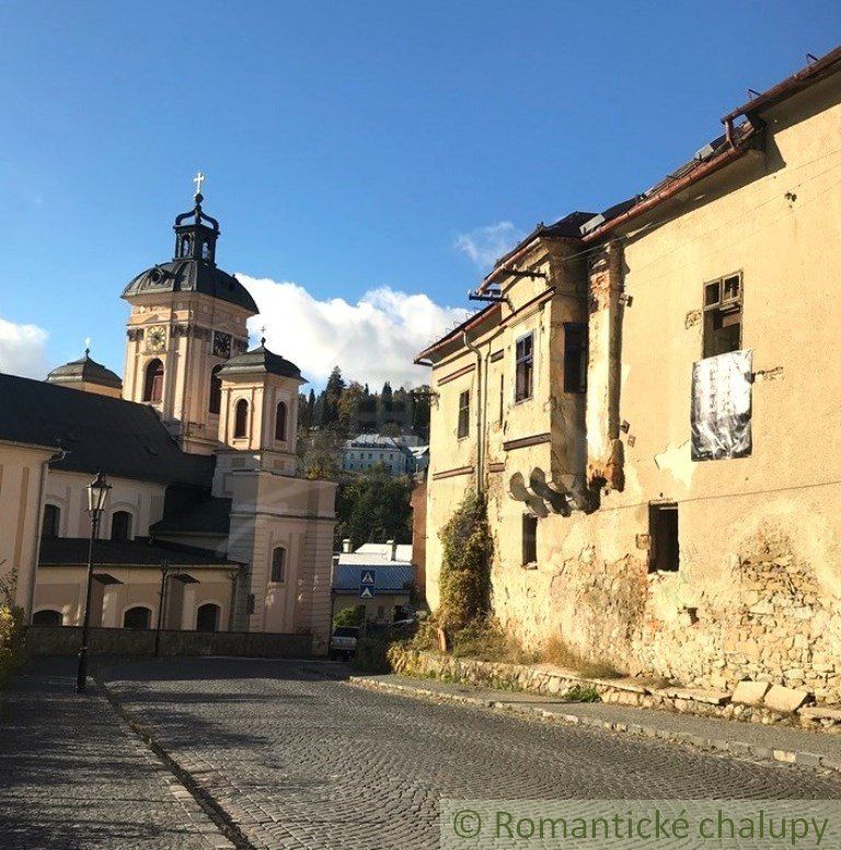 Charizmatické chalúpky a tajná záhrada v srdci mesta, Banská Štiavnica.