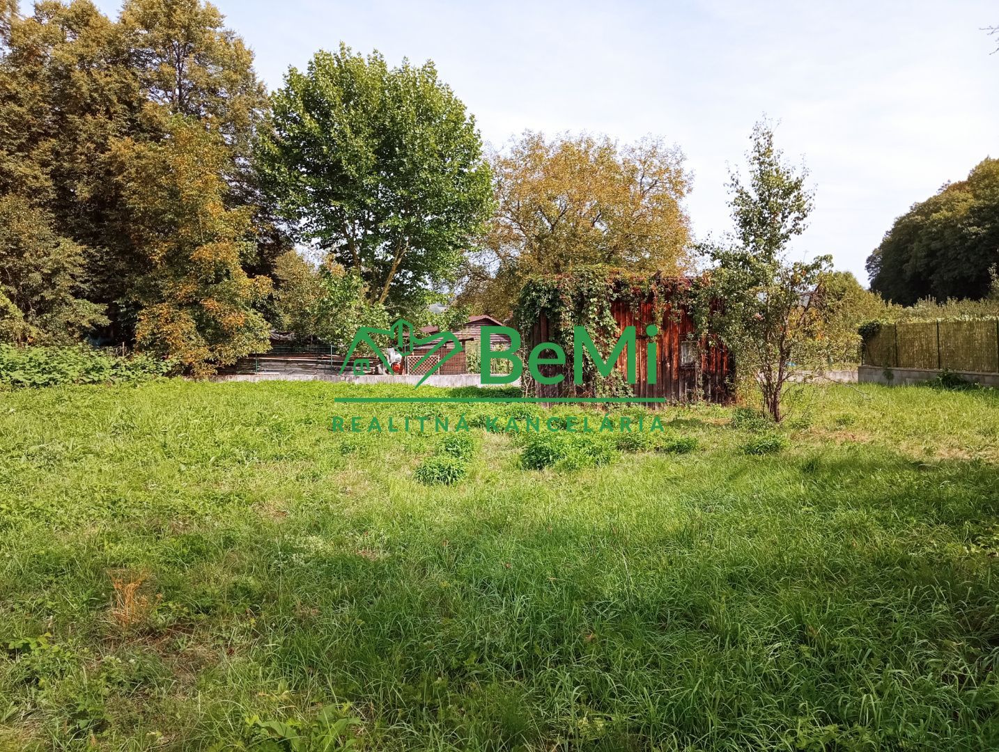 Pozemok pre rodinný dom na predaj