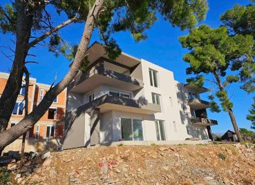 Apartmány v prímorskom rezorte na ostrove Hvar