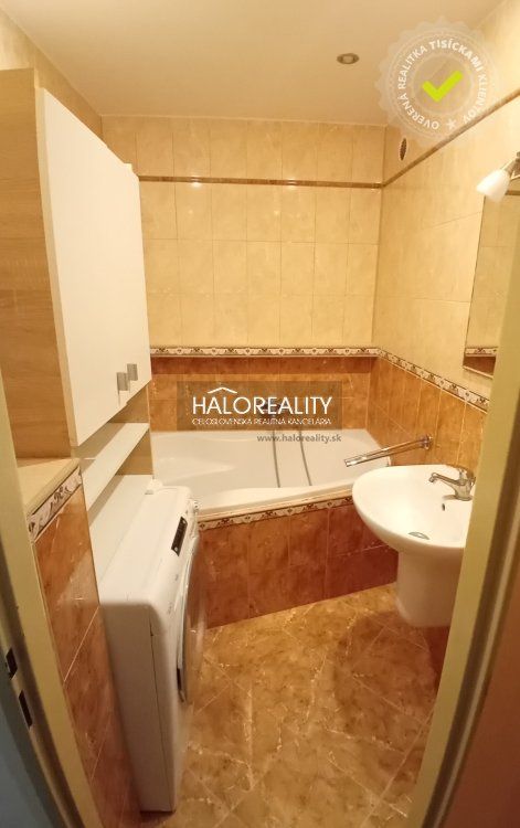 HALO reality - Predaj, dvojizbový byt Skalica, so zariadením, 64 m2 na Vajanského ulici - ZNÍŽENÁ CENA - EXKLUZÍVNE HALO REALITY