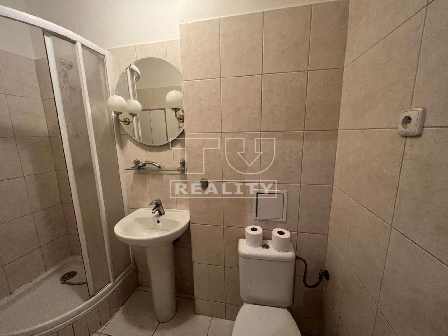 4 izbový poshcodový RD, 85 m2 zst., 170 úžitková plocha, na pozemku 278 m2 v Šali - Veči