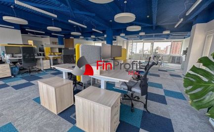 Na prenájom reprezentatívny kancelársky priestor o výmere 236 m2 v Office Centre Jarošova.