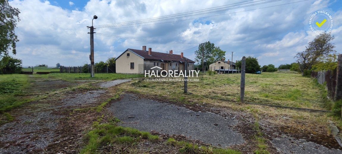 HALO reality - Predaj, pozemok 3865 m2 - s dvoma budovami Čierny Brod, Zúgov