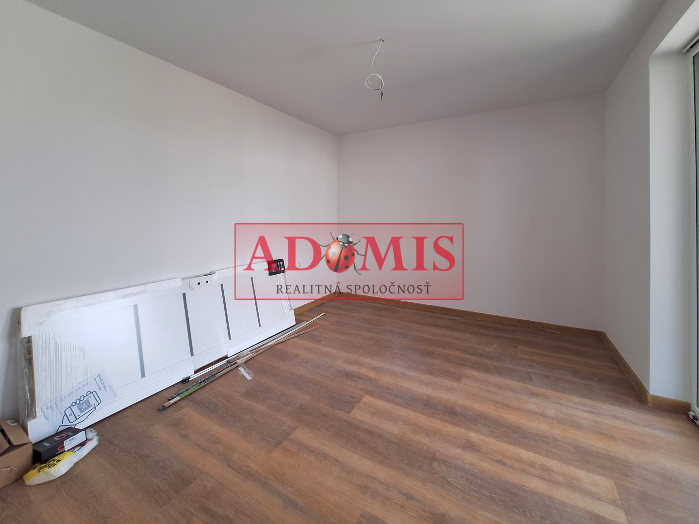 ADOMIS - predáme 2 rodinné domy 4izbové 120m2,čerpadlo, rekuperácia, kompletne dokončený, všetky siete, Košice - Šaca