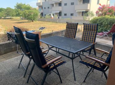 Apartmán blízko mora vo vyhľadávanej lokalite v Chorvátsku v Zatone