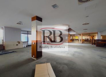 Kongresová sála, lobby, kuchyňa, jedáleň a príslušenstvo na prenájom, Holiday Inn-Bratislava 2, 3.000m2