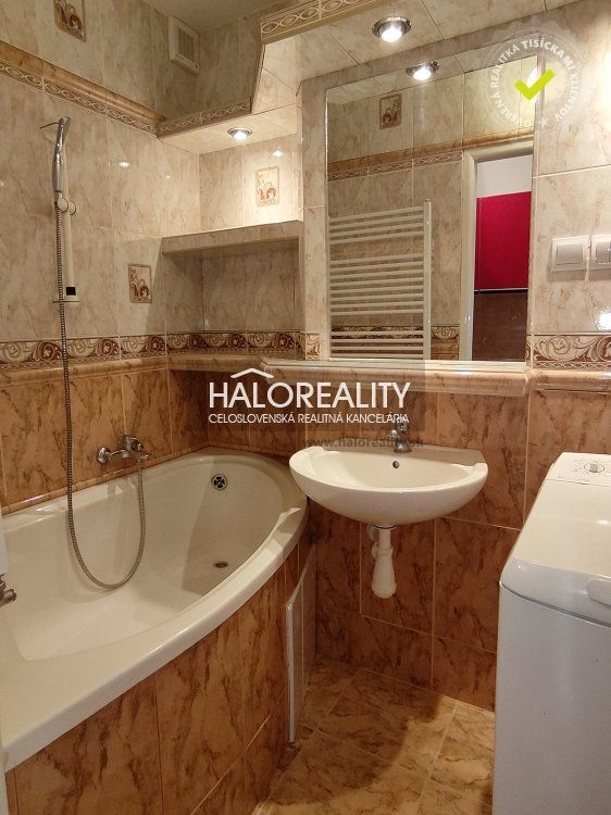 HALO reality - Predaj, dvojizbový byt Handlová, Centrum - EXKLUZÍVNE HALO REALITY