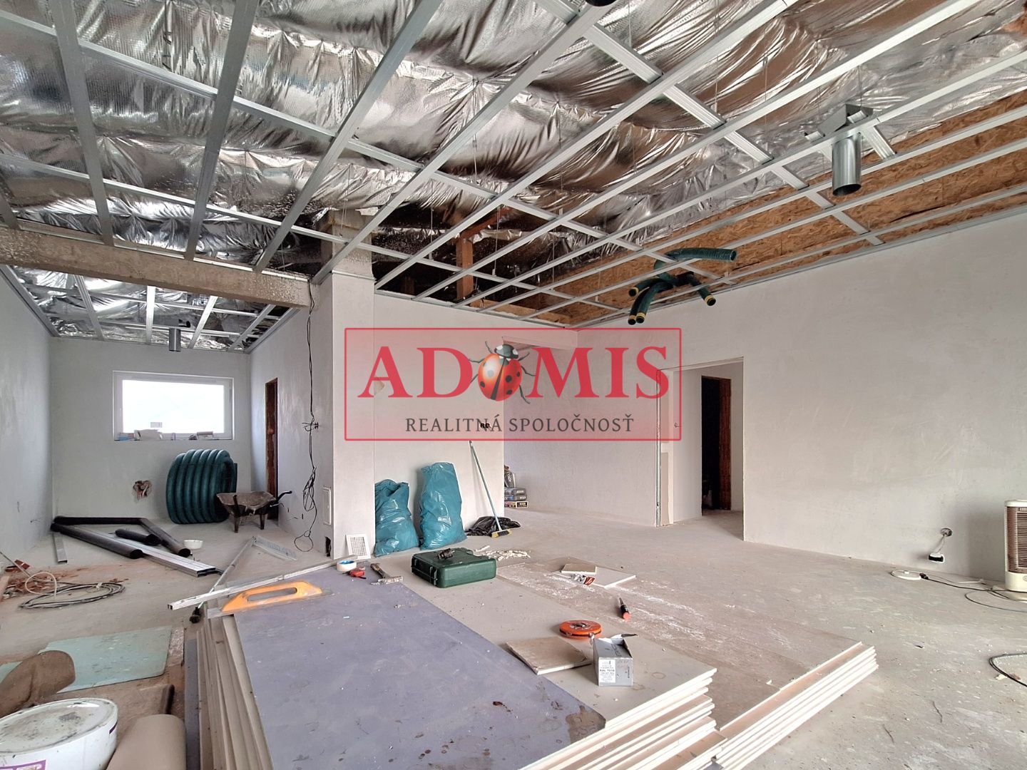 ADOMIS - Predám 4izbový HOLODOM 120m2, pozemok 648m2,2x kúpeľňa,Ruskov, len 15min z Košíc