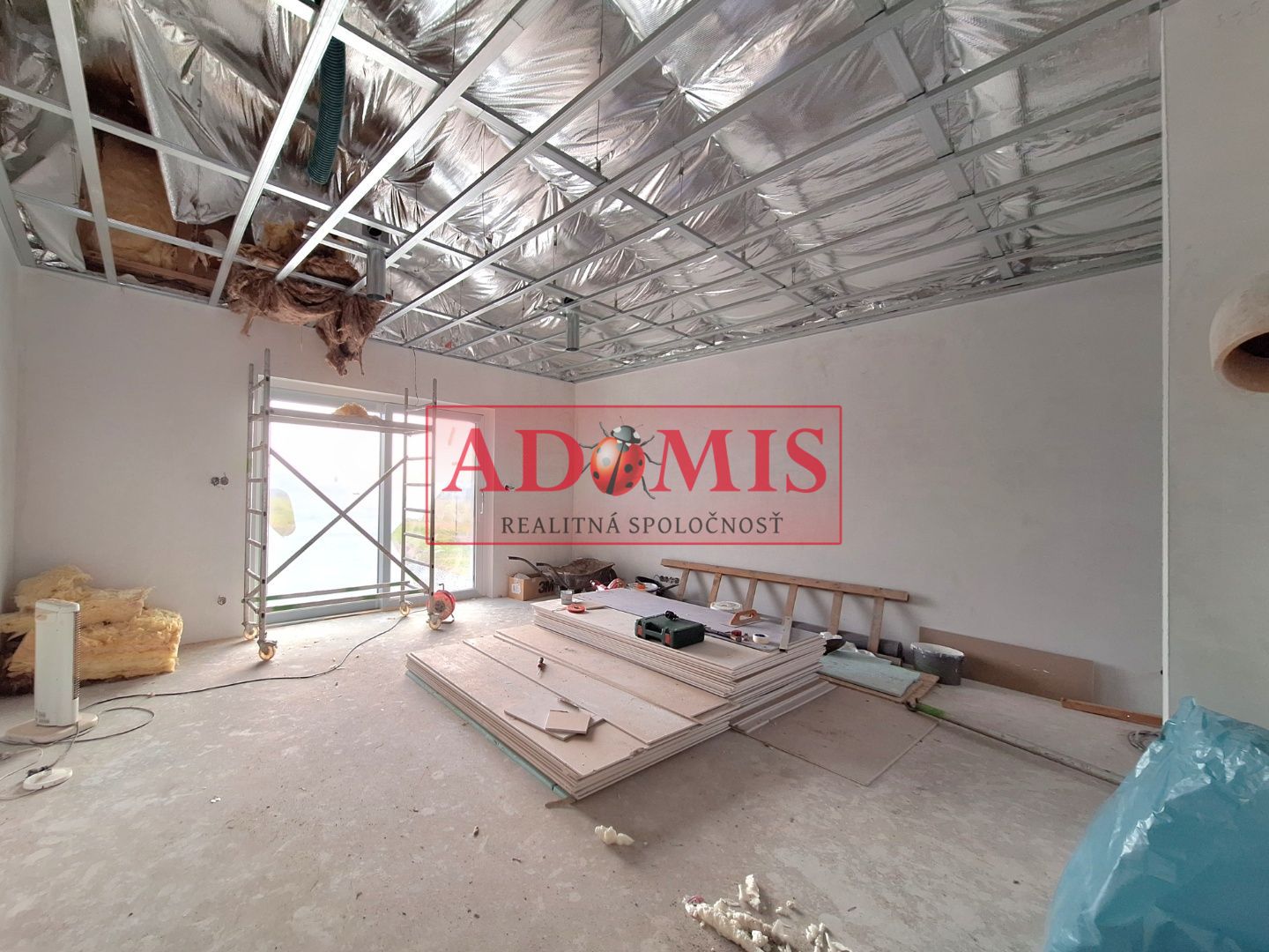 ADOMIS - Predám 4izbový HOLODOM 120m2, pozemok 648m2,2x kúpeľňa,Ruskov, len 15min z Košíc