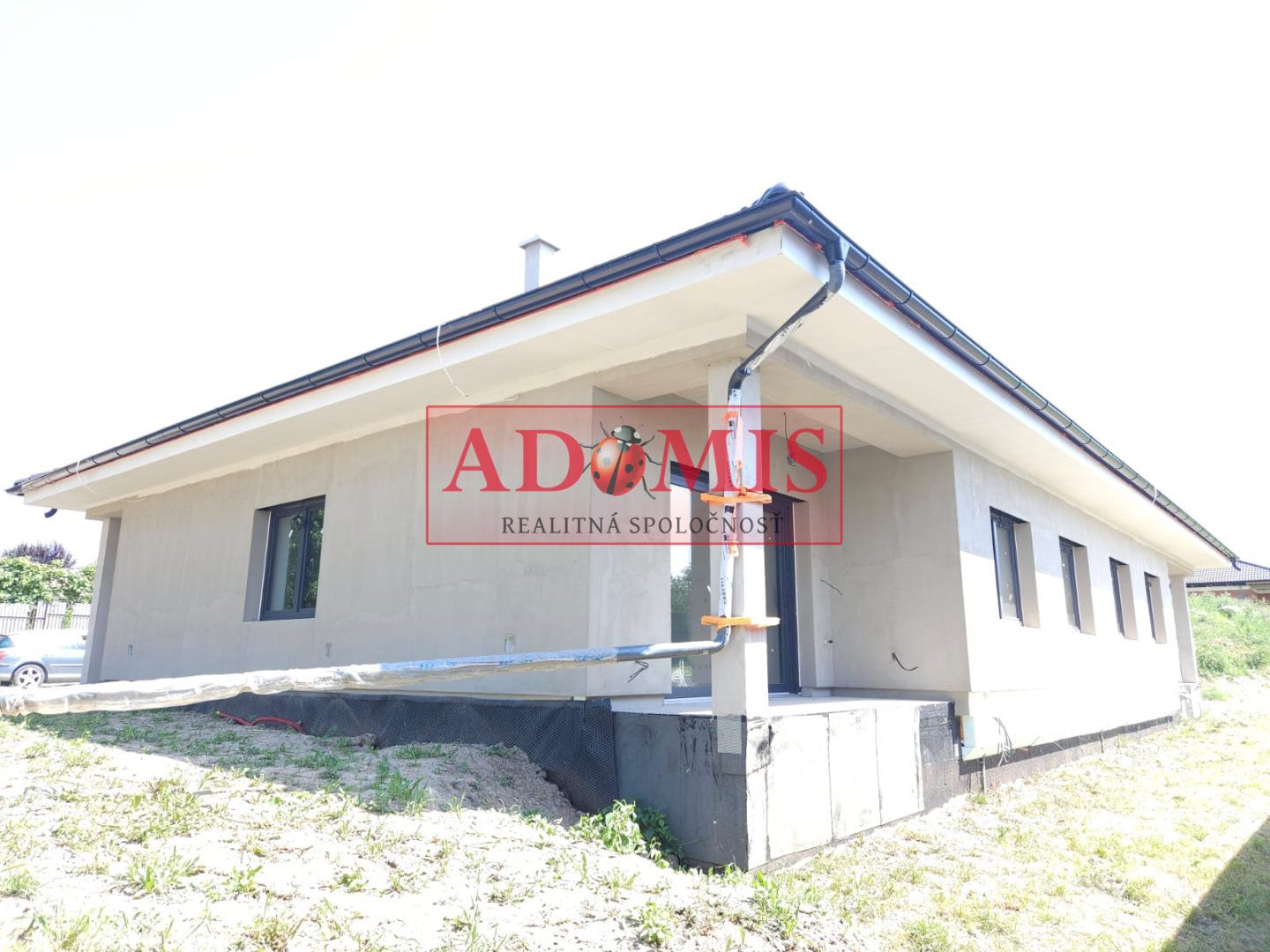 ADOMIS - 4-izb. bungalov, pozemok 6ár,  obec Ploské, 15 km z Košíc,, novostavba, Košice - okolie