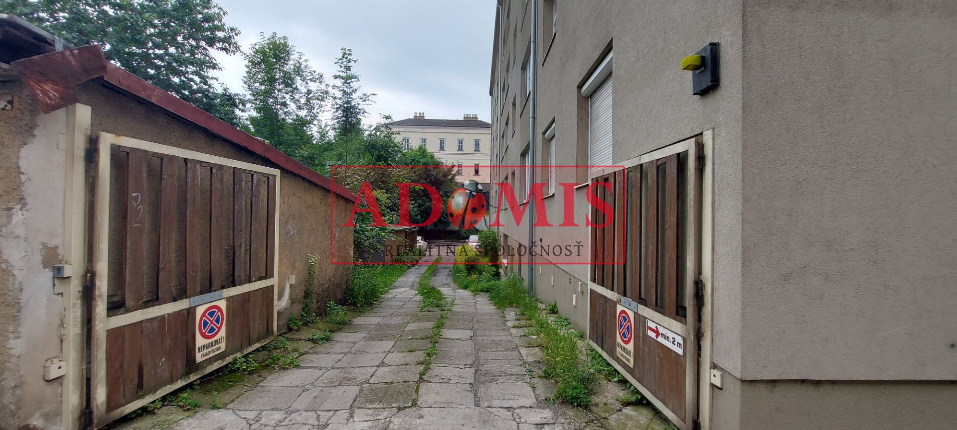 ADOMIS - predám 4-izb tehlový byt, 108m2 + parkovanie, Tomášikova ulica, Košice - Sever