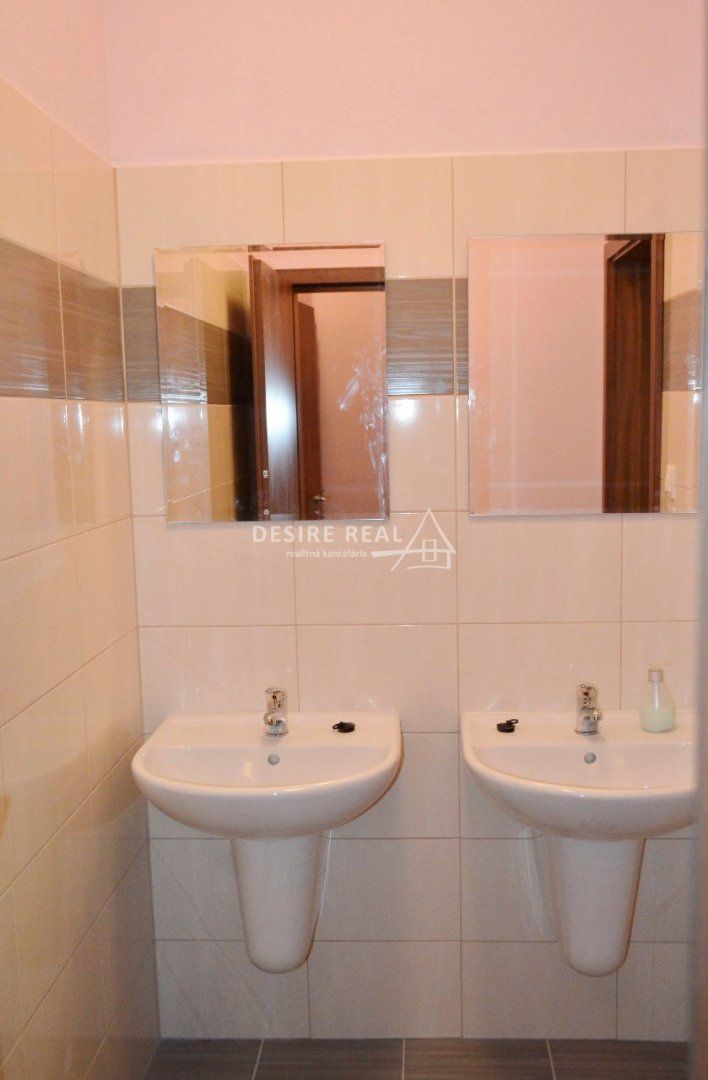 Kancelárie, Pezinok, Drevárska ul., od 32 m2 za 7,- EUR/m2 !!!