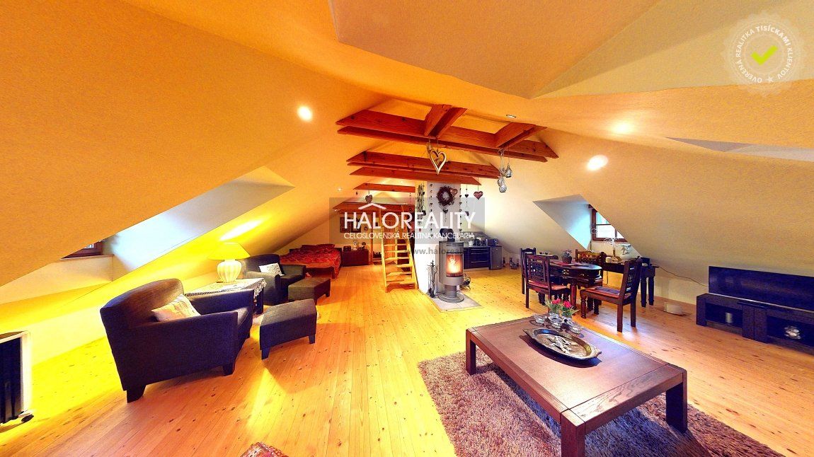 HALO reality - Predaj, apartmán Banská Štiavnica, Námestie sv. Trojice  - EXKLUZÍVNE HALO REALITY