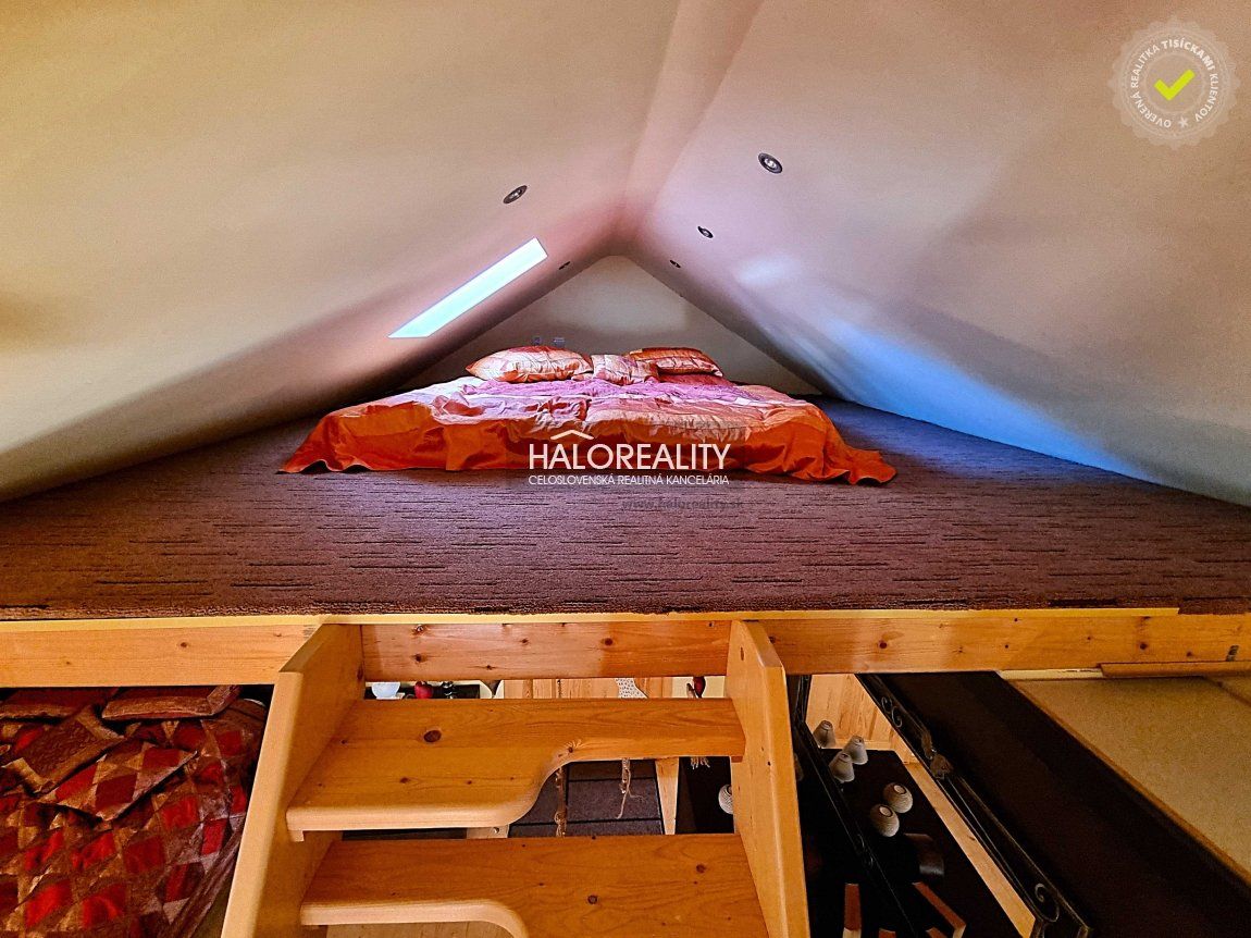 HALO reality - Predaj, apartmán Banská Štiavnica, Námestie sv. Trojice  - EXKLUZÍVNE HALO REALITY