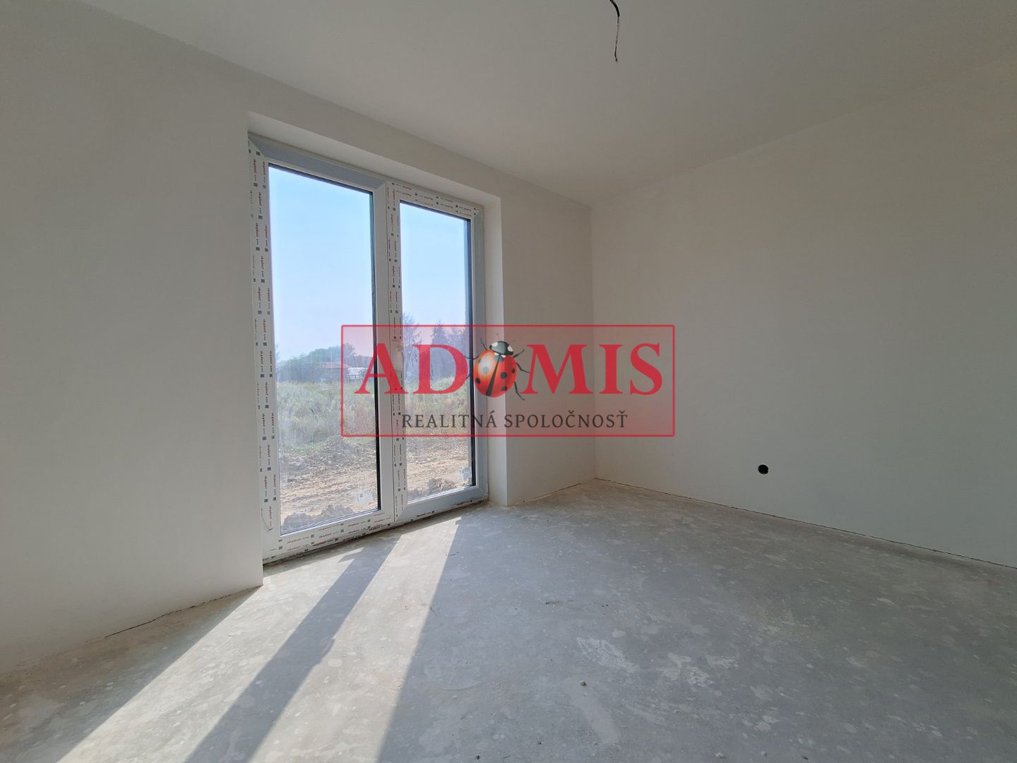 Predáme 4izbový bungalov 140m2 Cestice, obecná voda, ČOV, len 15min z Košíc