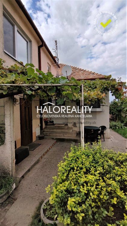 HALO reality - REZERVOVANÉ - Predaj, rodinný dom Lučenec, Bezkonkurenčná cena - ZNÍŽENÁ CENA - EXKLUZÍVNE HALO REALITY