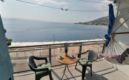 ☀Omiš(HR)-Kompletne zariadený 3 izbový apartmán, 20m od mora