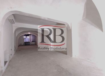 Obchodný priestor s možnosťou veľkej terasy, vhodný aj na reštauráciu, Obchodná-BA1, 230m2