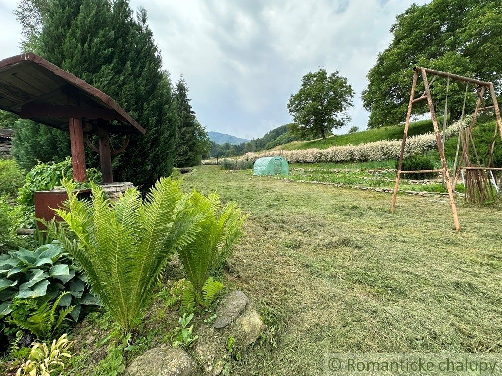 Dom na polosamote s rybníkom 5712m2. Znížená cena.