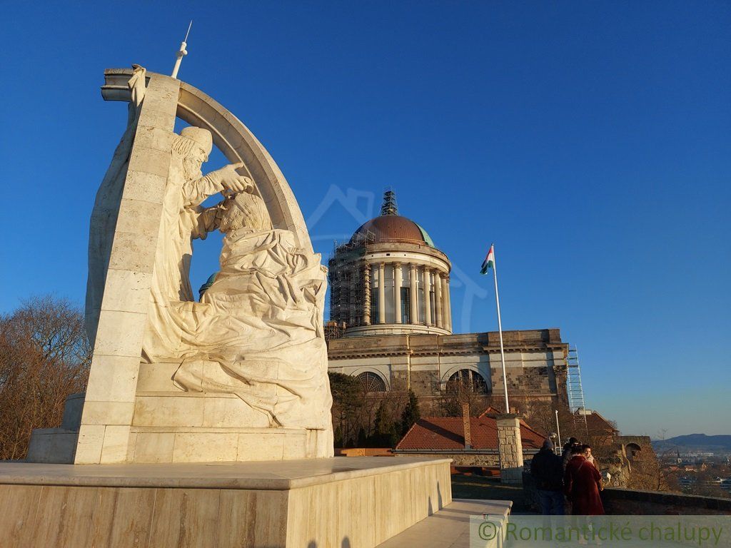 Pôvodný štvorizbový dom na rozľahlom pozemku v malebnej obci Nová Vieska