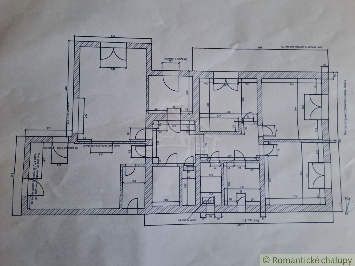 Na predaj rodinný dom v obci Veľké Vozokany s 10-árovým pozemkom.