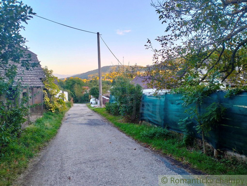 Chalúpka pod Javorinou na predaj