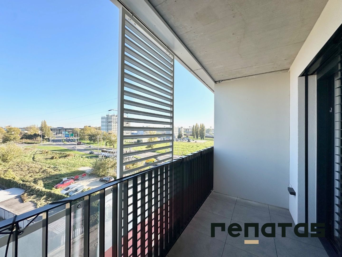 RENATAS - 1,5IZBOVÝ BYT NA PRÍSTAVNEJ (NIE APARTMÁN)