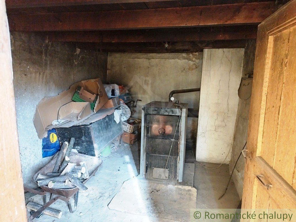 Dom vhodný na okamžité bývanie s veľkým 949m²  pozemkom v obci Pastovce