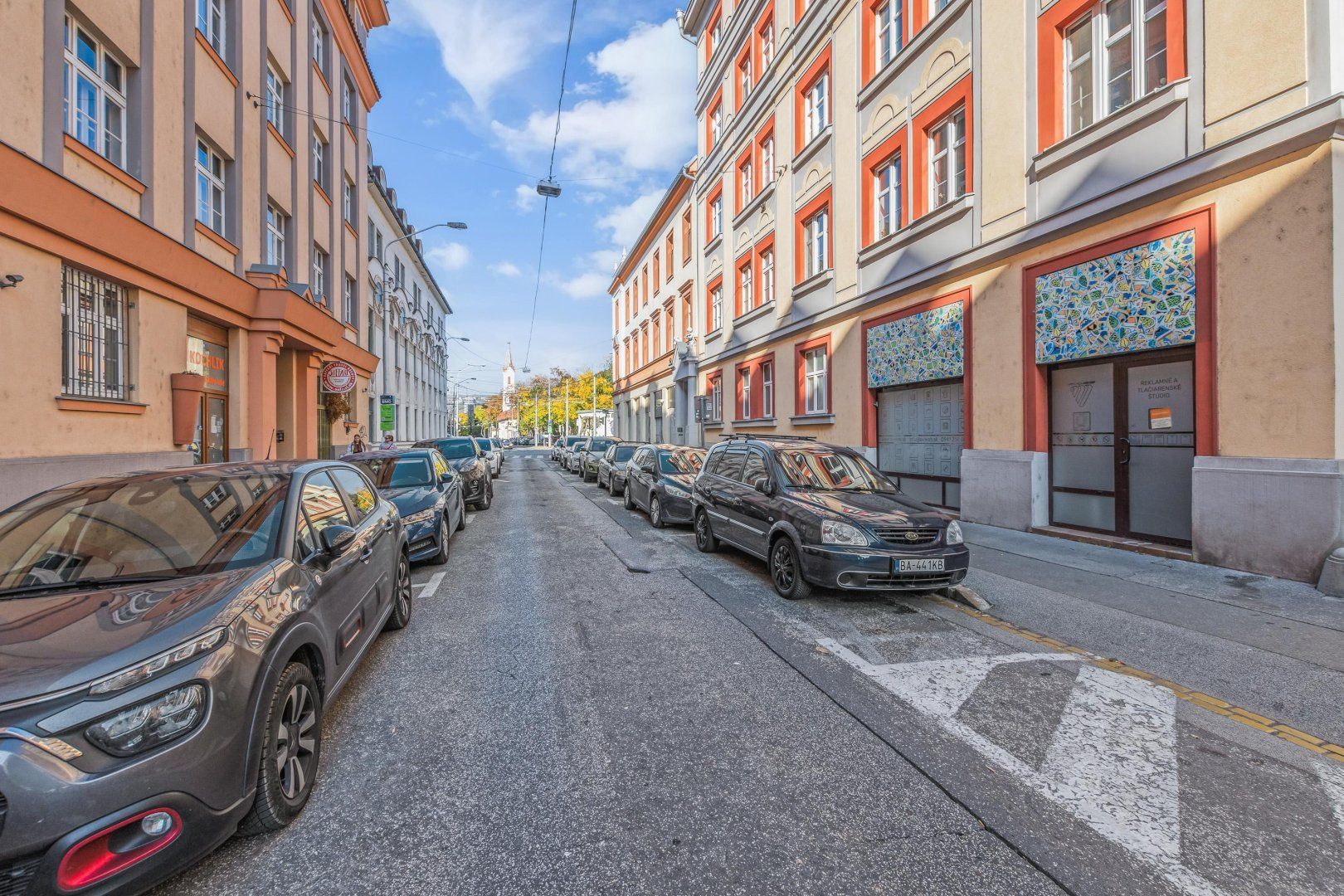 Na predaj 2-izbový staromestský byt v úplnom centre BA.