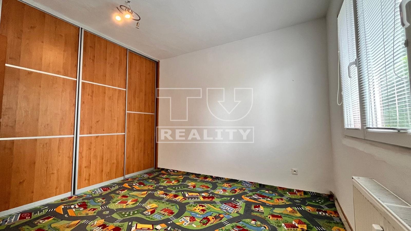 TUreality ponúka na predaj pekný 3i byt v centre mesta Zvolen o výmere 72 m²