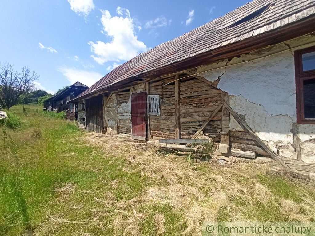 Drevenica na predaj s veľkým- 32 árovým pozemkom