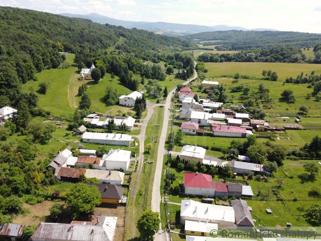 Drevenica na predaj s veľkým- 32 árovým pozemkom