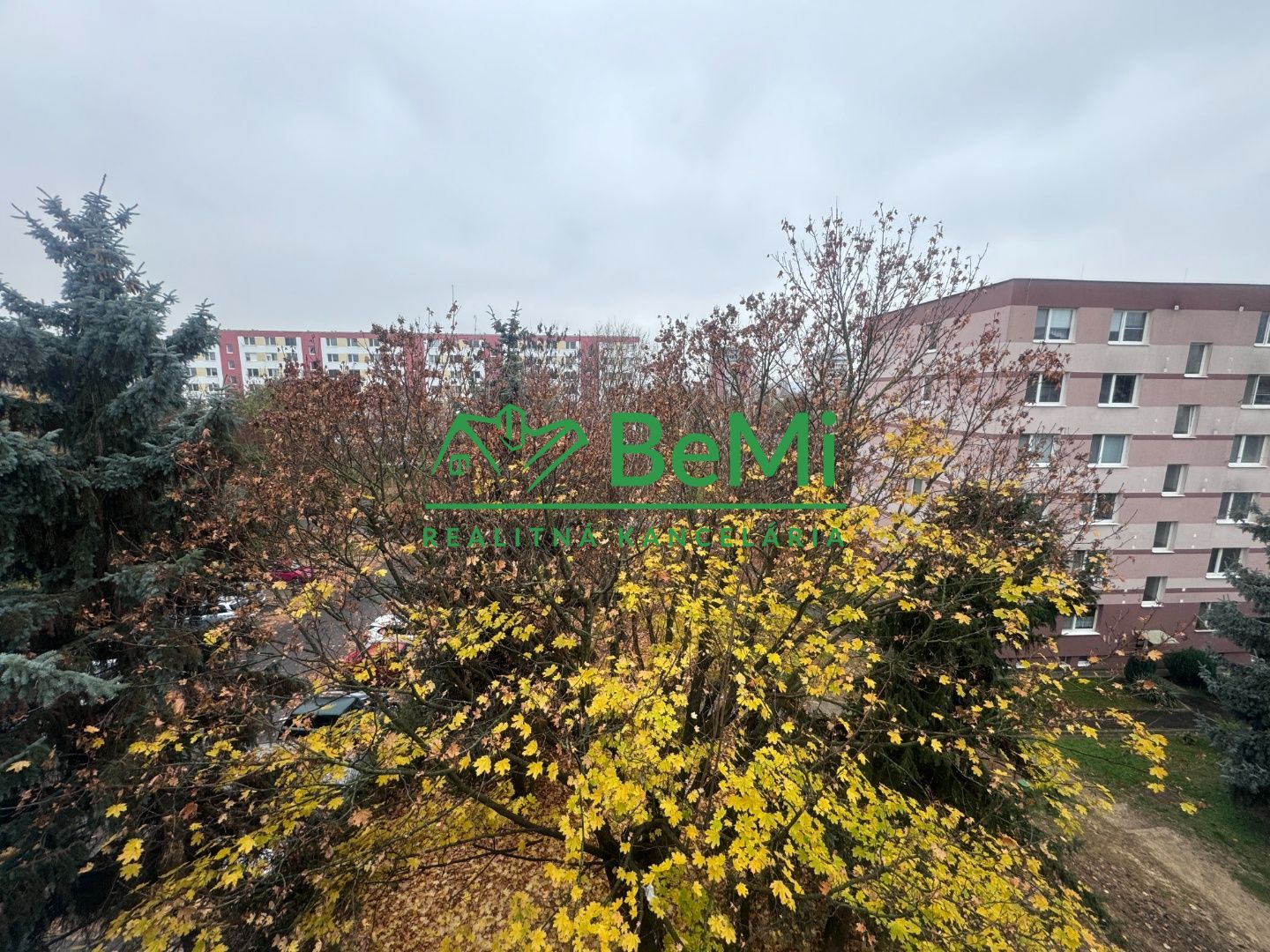 4 izbový byt, Chrenová - čiastočná rekonštrukcia balkón, pivnica