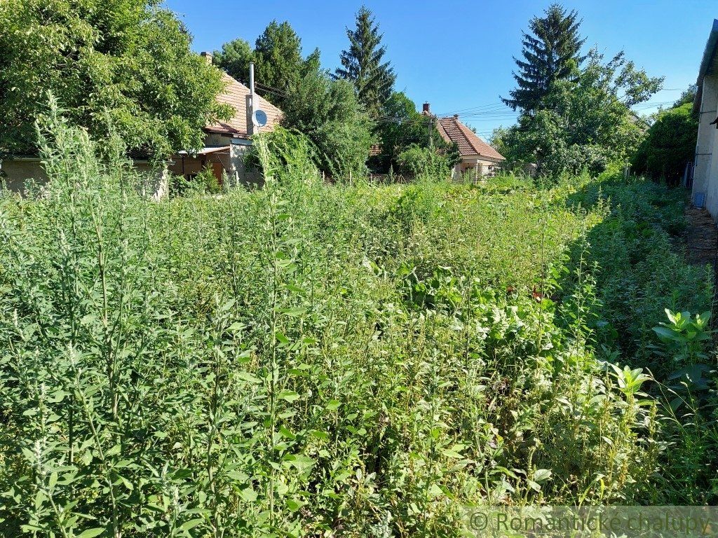 Pozemok v poddunajskej vinárskej dedinke Moča