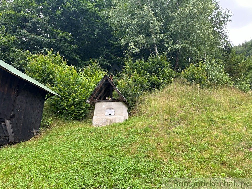 Drevenička na polosamote s pekným výhľadom Utekáč